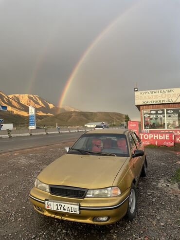 дейво: Daewoo Nexia: 2004 г., 1.5 л, Механика, Бензин, Седан