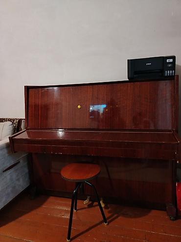 elektron pianolar: Akkustik vertikal piano –Kuban klassik qəhvəyi cilalı korpus, 88 — 1