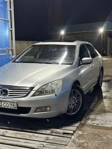 Honda: Honda Accord: 2003 г., 2.4 л, Механика, Бензин, Седан