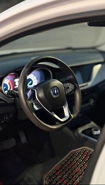 фикс калесо: Changan Eado Plus: 2022 г., 2 л, Автомат, Электромобиль, Седан — 9