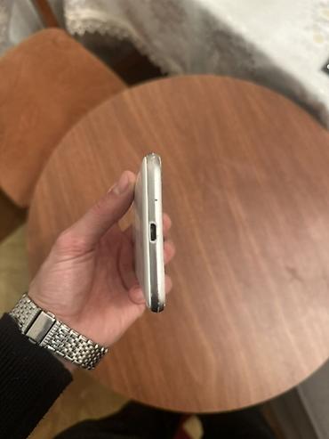 ucuz ve keyfiyyetli telefonlar: Samsung 8 GB, rəng - Ağ, İki sim kartlı — 5