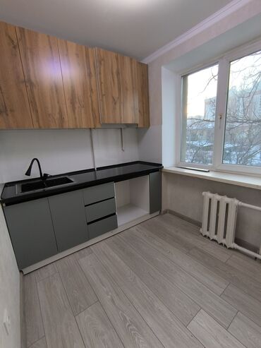 Продажа квартир: 2 комнаты, 42 м², Индивидуалка, 2 этаж, Евроремонт