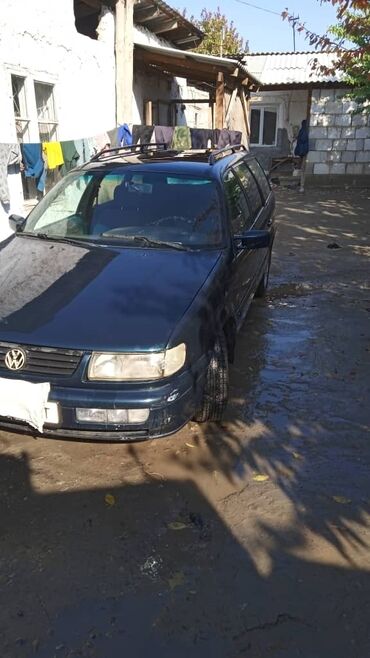 пасат в5: Volkswagen Passat: 1995 г., 2 л, Механика, Бензин, Универсал