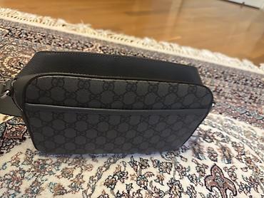 Çantalar: Gucci GG naxışlı çiyin çantası – unisex, kompakt və funksional model — 3
