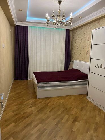 Uzunmüddətli kirayə mənzillər: Xətai rayonu,Əhmədli metrosu yaxınlığı,Pıtstopun binasi.20 mərtəbənin — 2