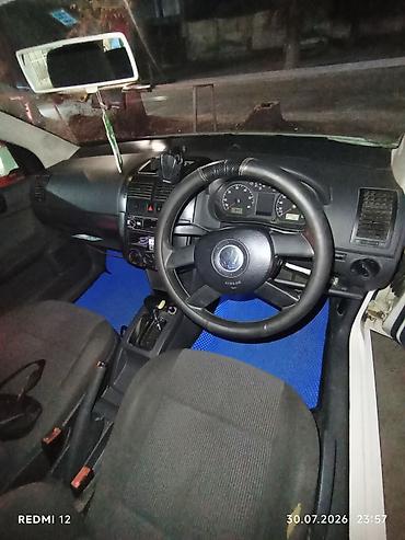 каропка поло: Volkswagen Polo: 2004 г., 1.4 л, Автомат, Бензин, Хэтчбэк — 8