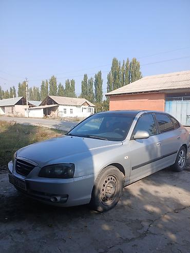 camry 2006: Hyundai Elantra: 2004 г., 1.6 л, Механика, Бензин, Хэтчбэк — 4