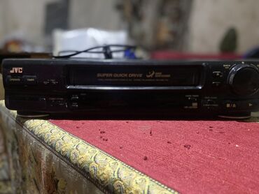 зеркальный телевизор: JVC video oxuducu 
islek veziyyetdedir, hec bir problemi yoxdur
