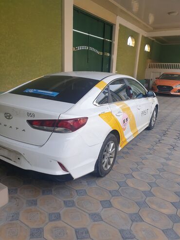 Hyundai: Hyundai Sonata: 2019 г., 2 л, Автомат, Газ, Седан — 12