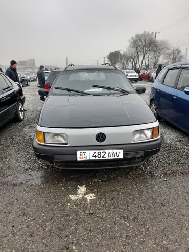 машина passat: Volkswagen Passat: 1989 г., 1.8 л, Механика, Бензин, Универсал