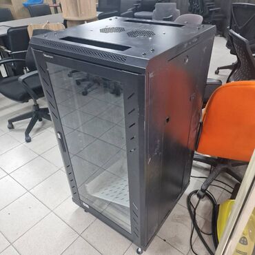 Serverlər: Shturmann rack Cabın 2 ededdır sekılde gorunduyu kımı cox az ıstıfade — 9