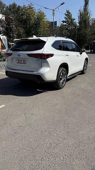 byd e2 2025: Toyota Highlander: 2022 г., 2.5 л, Автомат, Гибрид, Кроссовер — 4