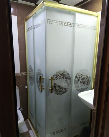 Duş kabinaları, arakəsmələr: Yeni Üstü açıq kabina, Künc üçün, Ödənişli çatdırılma — 30