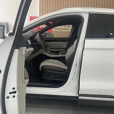 byd up: BYD Song Plus: 2025 г., 0.1 л, Автомат, Электромобиль, Кроссовер — 9