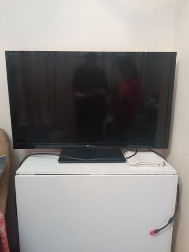 купить телевизор hisense 43 дюйма: Продаю телевизор в хорошем состоянии 43 дюйм цена 9000сом