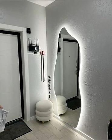 Зеркала: Зеркала с подсветкой и без — для дома, салона и шоу-рума. Что — 14