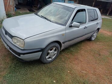 домкраты на авто: Volkswagen Golf: 1992 г., 1.8 л, Механика, Бензин