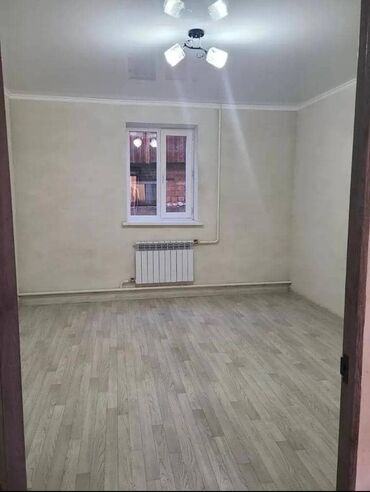 квартира кызыл аскере: 1 бөлмө, Менчик ээси, Чогуу жашоосу жок, Жарым -жартылай эмереги бар