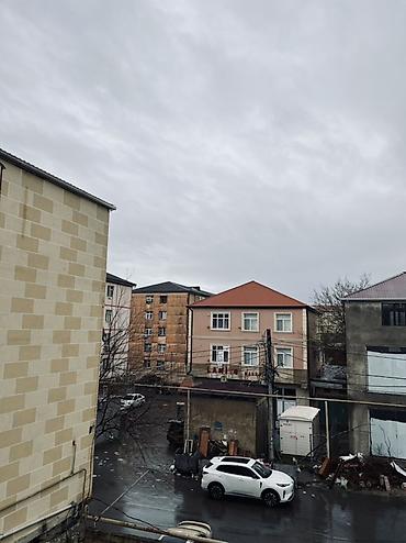 Uzunmüddətli kirayə mənzillər: Ev sahibiyəm Vasitəçi deyiləm. 3 Mərtəbəli Apartman. 3 cü mertebesi👍🏻 -da lalafo.az — 10 Uzunmüddətli kirayə mənzillər: Ev sahibiyəm Vasitəçi deyiləm. 3 Mərtəbəli Apartman. 3 cü mertebesi👍🏻 — 10