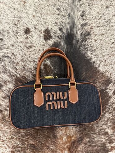 miu miu: Əl çantası, Miu Miu, Yeni