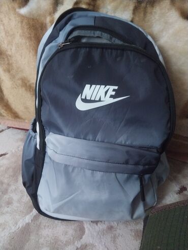 купить женский кошелек в бишкеке: Продается сумка NIKE