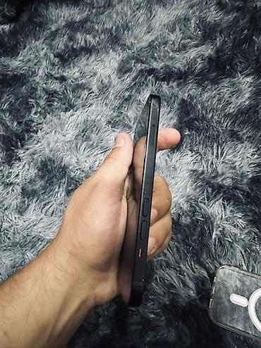 айфон 15 мах: IPhone 15, Б/у, 256 ГБ, Черный, Защитное стекло, Чехол, Коробка, 76 % — 3
