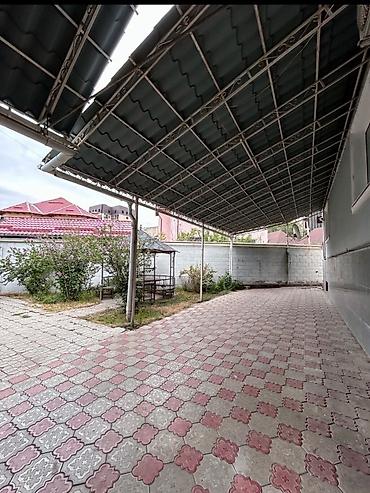 Долгосрочная аренда домов: 310 м², 7 комнат — 5