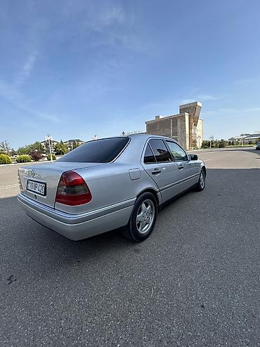 r16 mercedes diskleri: Mercedes-Benz C-Class: 2.2 l | 1995 il Sedan — 2