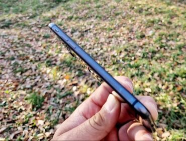 Apple iPhone: IPhone 8, Б/у, 128 ГБ, Черный, Чехол, 100 % — 4