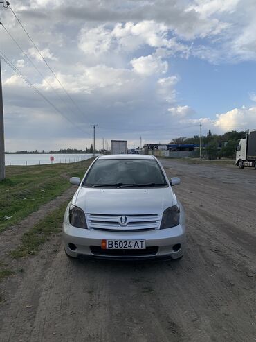 Toyota: Toyota ist: 2003 г., 1.3 л, Автомат, Газ, Хэтчбэк