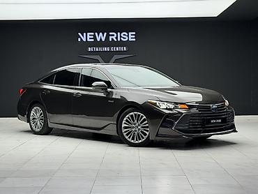 corolla 2018: Toyota Avalon: 2018 г., 2.5 л, Вариатор, Гибрид, Седан — 1