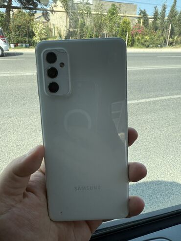 samsunq a02s: Samsung Galaxy M52 5G, 128 GB, rəng - Ağ, Düyməli, Barmaq izi, Face ID