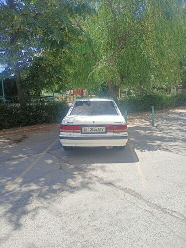 матор для лодки: Mazda 626: 1991 г., 2 л, Механика, Бензин, Седан