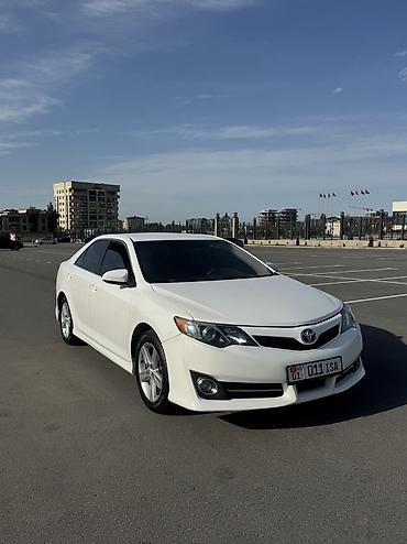 Toyota: Toyota Camry: 2012 г., 2.5 л, Типтроник, Бензин, Седан — 2