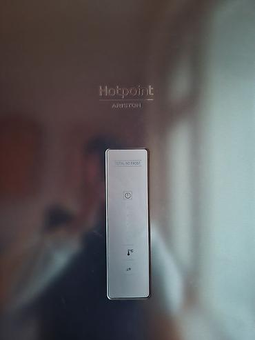ariston satilir: İşlənmiş 2 qapılı Hotpoint Ariston Soyuducu Satılır, rəng - Gümüşü — 2