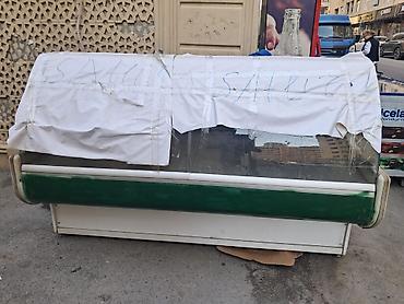 Soyuducu avadanlığı: Salam. Vitrin Soyuducu təcili satılır. Heç bir problemi yoxdu. Meyvə — 3