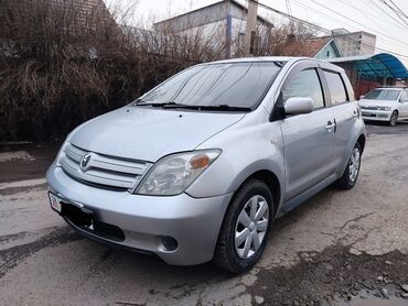 Toyota: Toyota ist: 2002 г., 1.3 л, Автомат, Бензин, Хэтчбэк