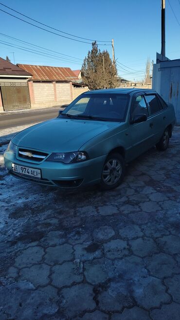 ручка гольф 2: Daewoo Nexia: 2009 г., 1.6 л, Механика, Бензин, Седан