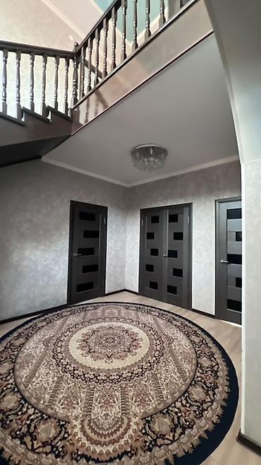 поодаю дом: 170 м², 6 комнат и более — 8