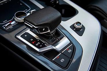 Audi: Audi Q7 e tron 2016 god hibrid dizel/struja 227 000 km 2967 cm3 190kw na lalafo.rs — 5 Audi: Audi Q7 e tron 2016 god hibrid dizel/struja 227 000 km 2967 cm3 190kw — 5