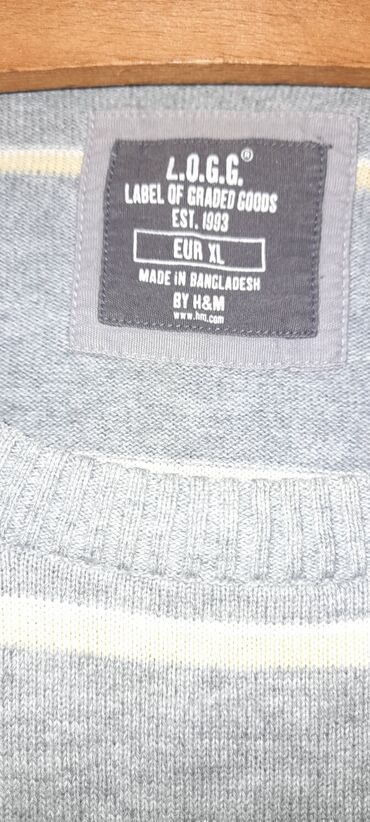 Sweaters: Markirani muski dzemper,L.O.G.G. H@M,vel.XL. Prelep kombinacija sive i