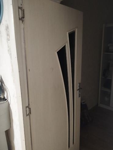 Ağ rəng tonlarında interyer qapısı - Material: laminat üzlü MDF -