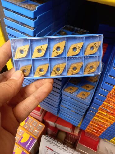 Digər alət dəstləri: CNC və torna freze üçün karbid kəsici ucluqlar və freze başlığı - — 1