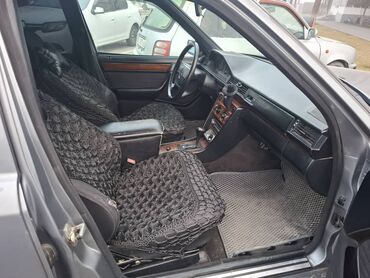 Mercedes-Benz: Mercedes-Benz W124: 1993 г., 2.8 л, Автомат, Бензин, Седан — 8