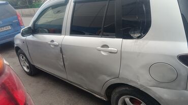 Mazda: Mazda Demio: 2002 г., 1.3 л, Автомат, Бензин, Хэтчбэк