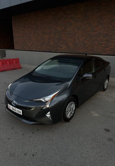 Toyota: Toyota Prius: 2017 г., 1.8 л, Гибрид, Седан — 3