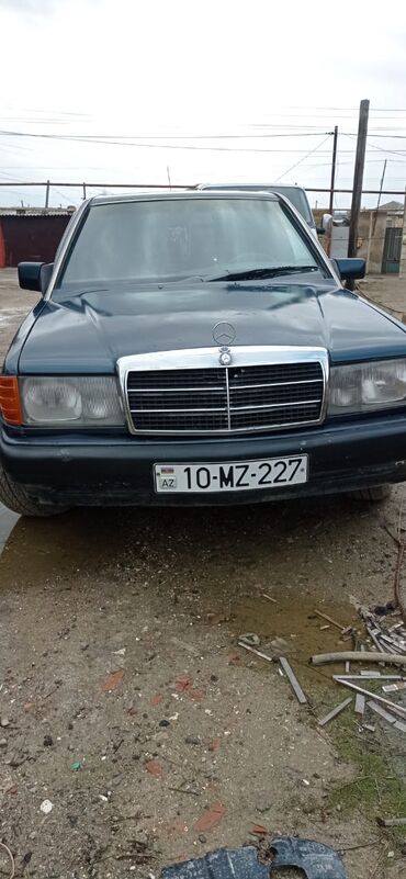 ikinci 190 manat: Mercedes-Benz 190: 1.8 l | 1990 il Hetçbek