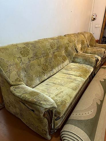 divan ortuleri: Klassik yumşaq mebel dəsti - Tərkib: 1 ədəd geniş divan + 2 ədəd — 1