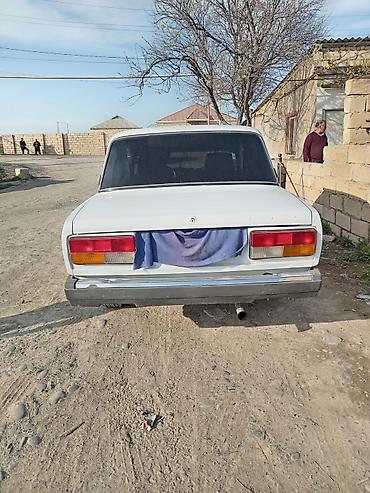 paneler: VAZ (LADA) 2107: 1.6 l | 2005 il Sedan — 3