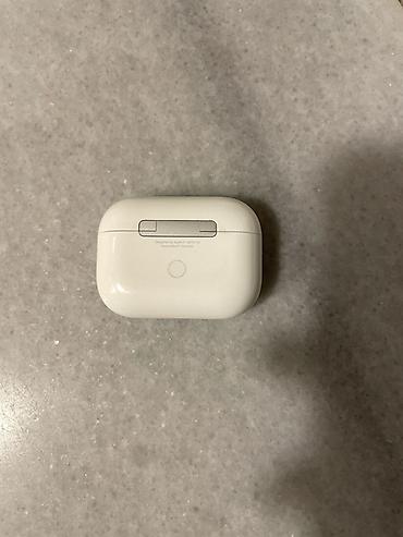 apple airpods pro: Heç bir problemi yoxdur. Zavoddur, təmir olunmayıb. Bütün funksiyaları — 2